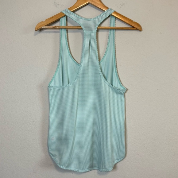 Lululemon 105 F Singlet Silver Gray Stripe Heathered Angel Blue Size 10 - Picture 4 of 9